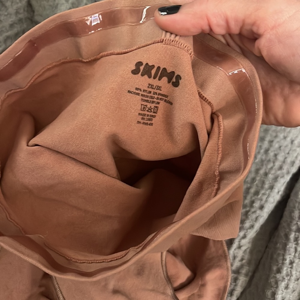 Skims Sculpting Mid Waist Brief Orche - Size 2XL/3XL - Picture 2 of 4